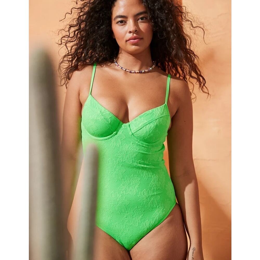 Aerie Lace Underwire One Piece Swimsuit neon green cutout back sz small (S1)